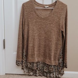 Beautiful ruffle floral sweater